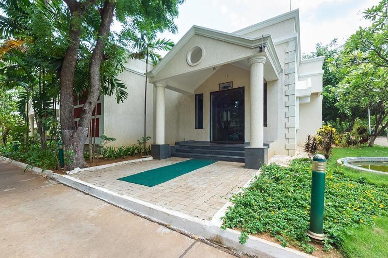 Hotel Riverside Resort And Spa Kumbakonam Exterior foto