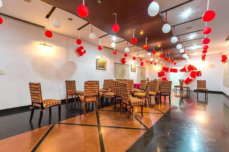 Hotel Riverside Resort And Spa Kumbakonam Exterior foto